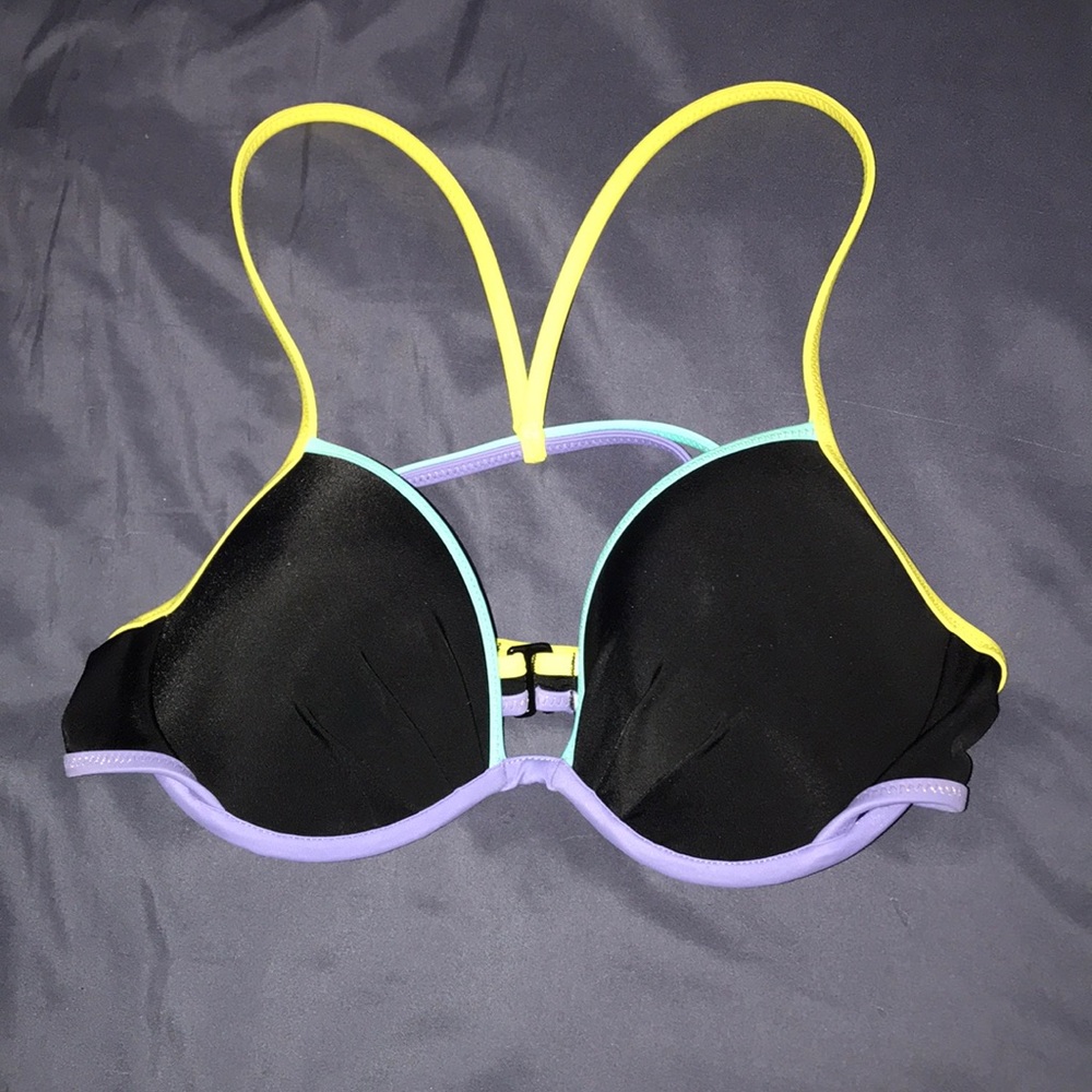 Victoria’s Secret Swimsuit Bikini Top